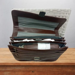 תיק עסקים יוקרתי מעור SHAHAR חום