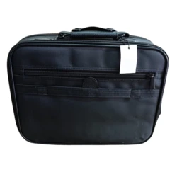 תיק עסקים מבד קשיח מתאים גם לנשיאת תפילין וטלית