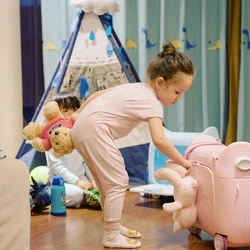 מזוודת ילדים שהופכת לשולחן 758 עם פטנט רשום של המותג MuuHoo | מהדורה מיוחדת